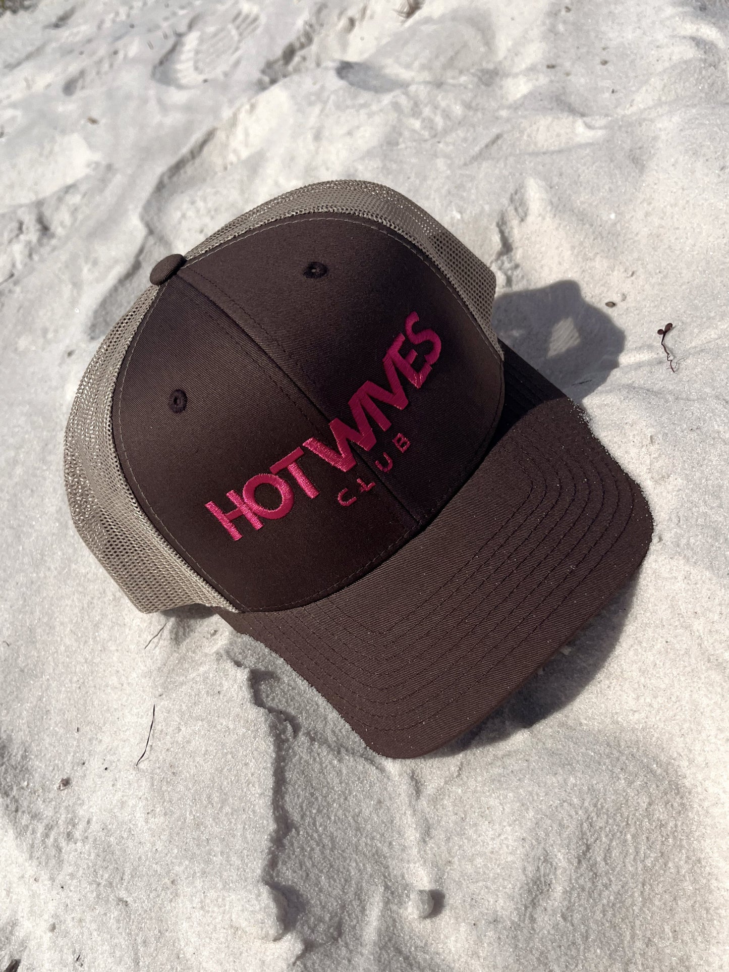 Espresso HOT WIVES CLUB Trucker Hat